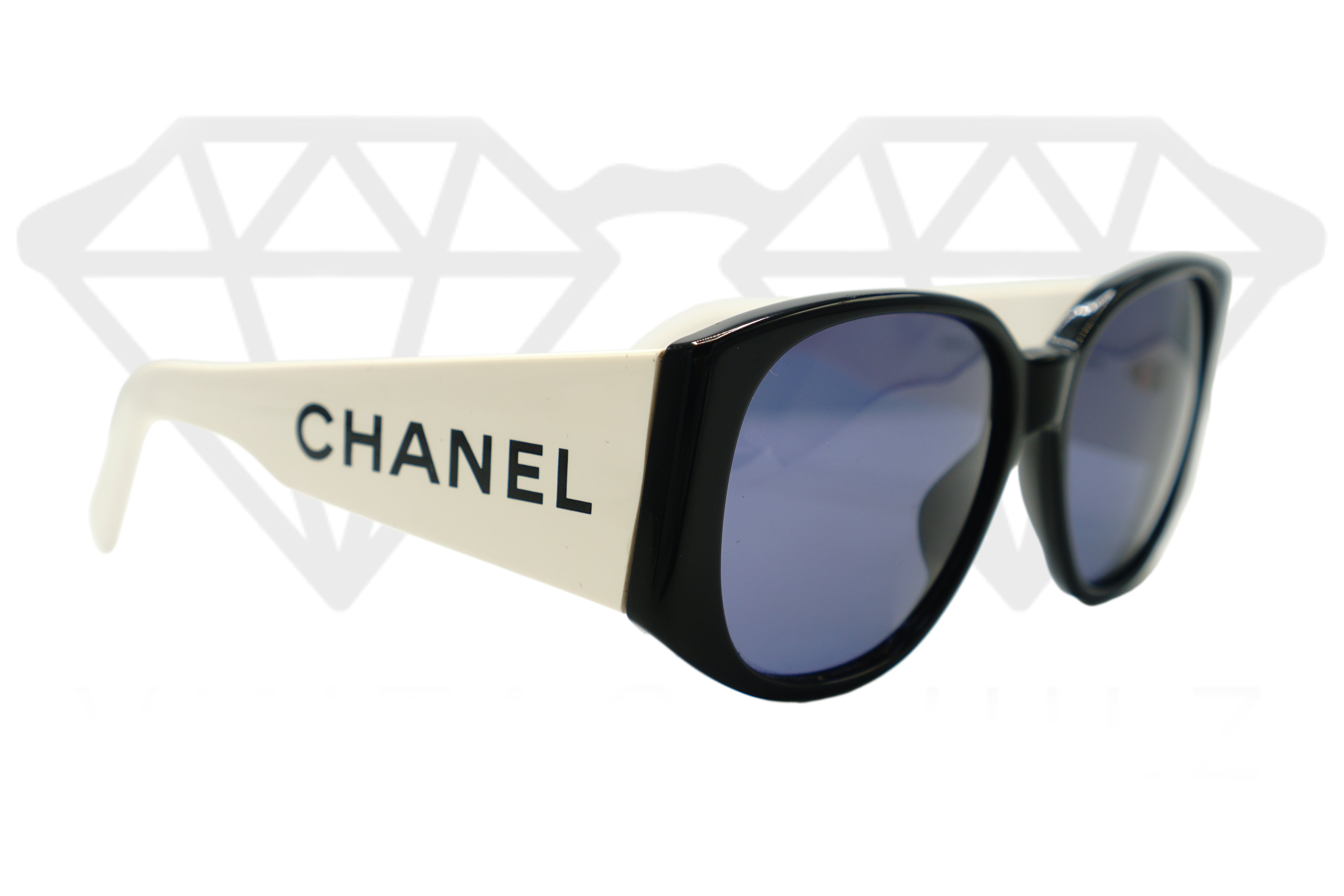 Chanel 05251 C0229 – VintageJulz
